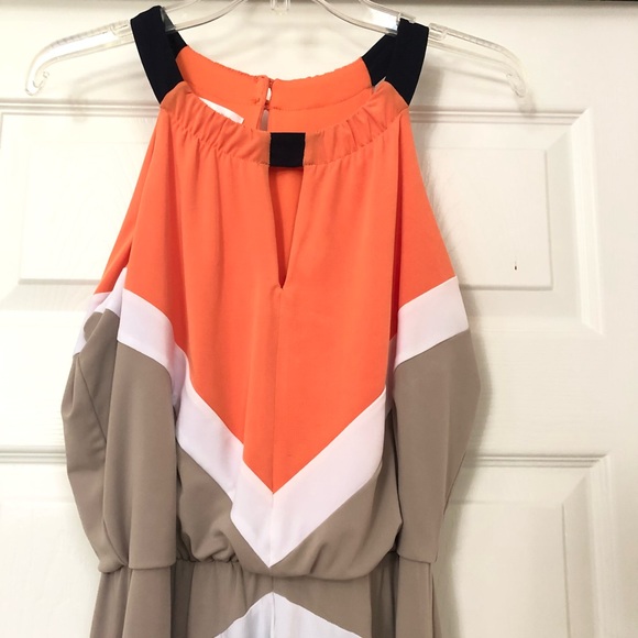 London Times Color-Block Keyhole Halter Maxi Dress - Picture 3 of 16